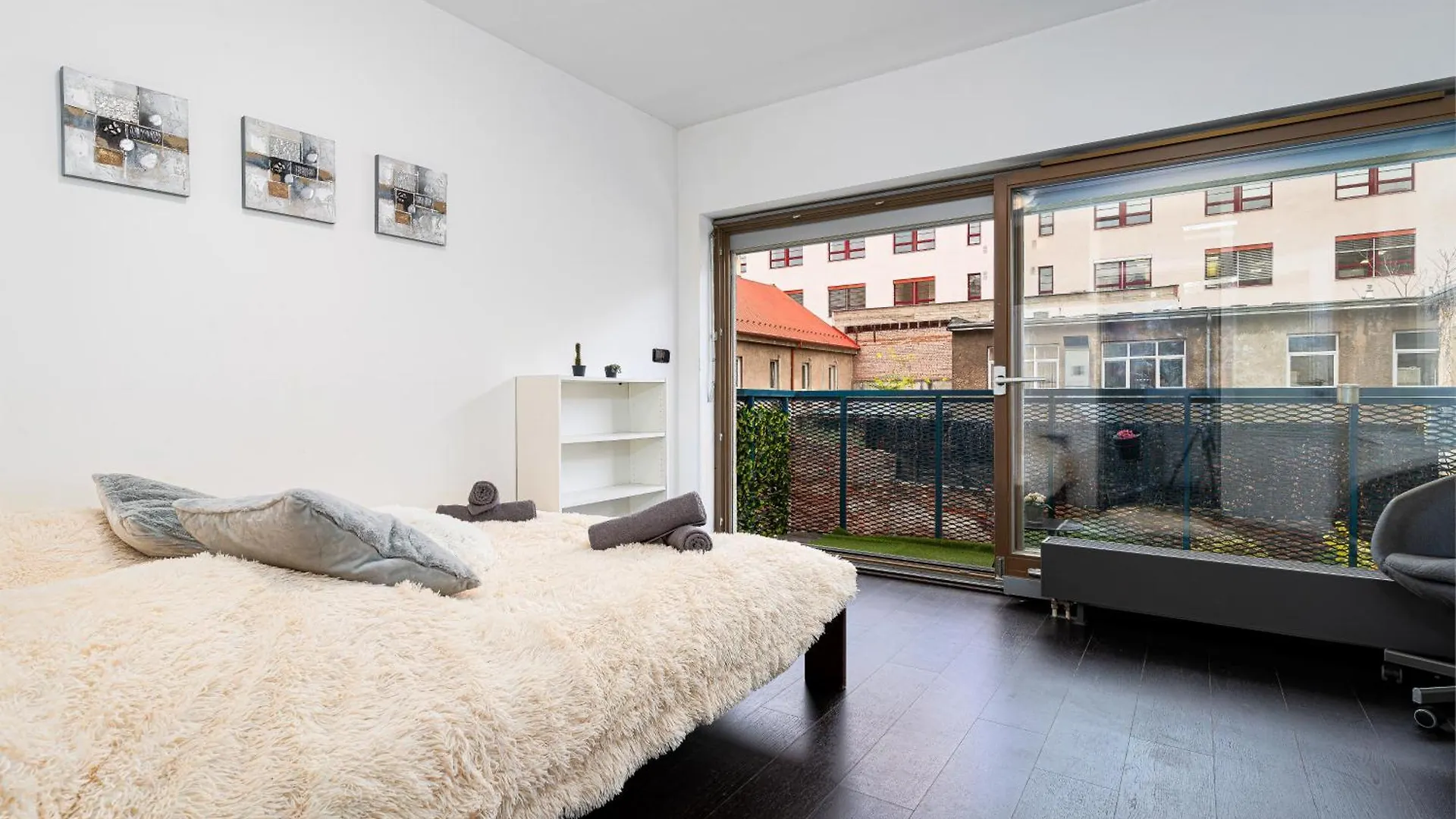 Kingdom Silver Deluxe Prag Apartment